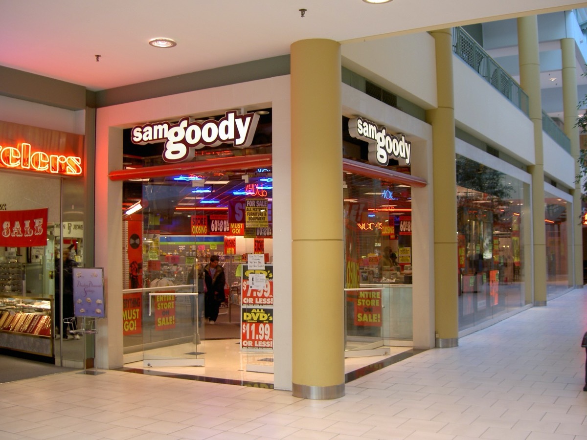 sam goody storefront