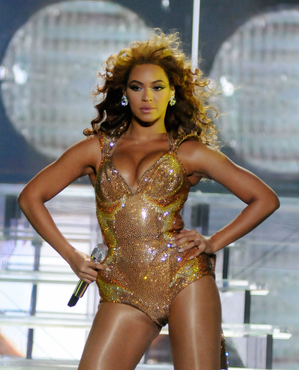 Beyonce top-earning celebs