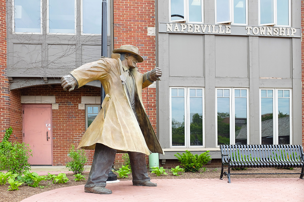 Naperville, longest-living cities, statue, worst singles scenes, longest commutes, commute