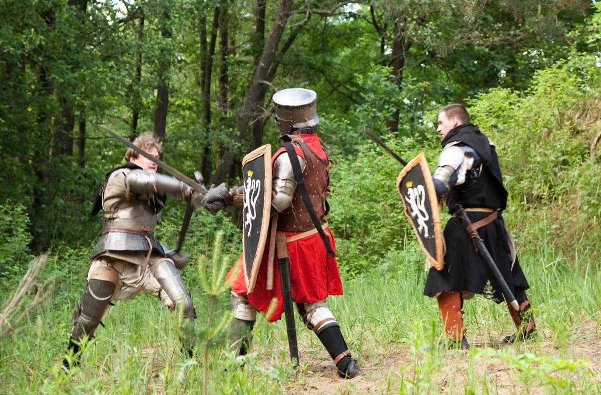 Truel among knights in reenactment