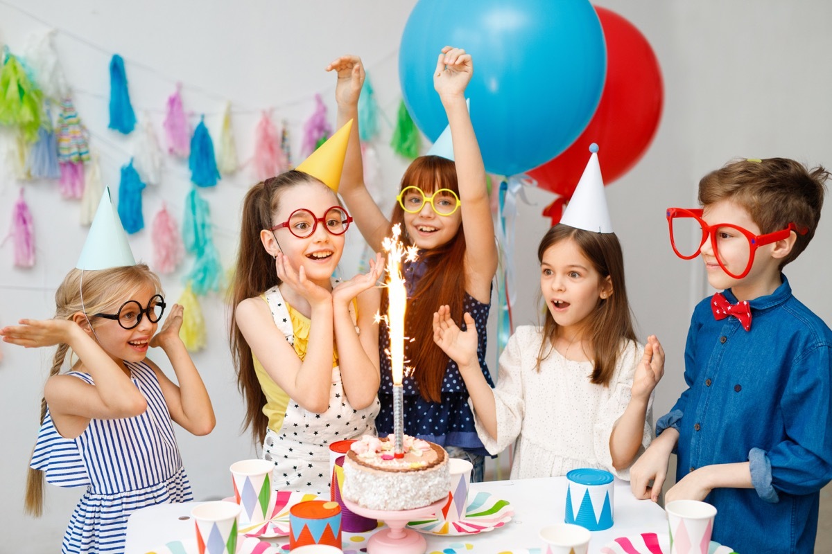 best birthday puns - kids at birthday party