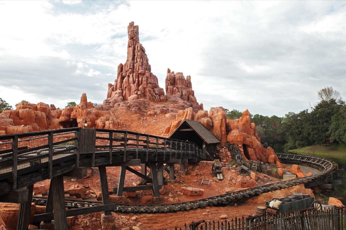 the big thunder mountain railroad ride in disneyland park