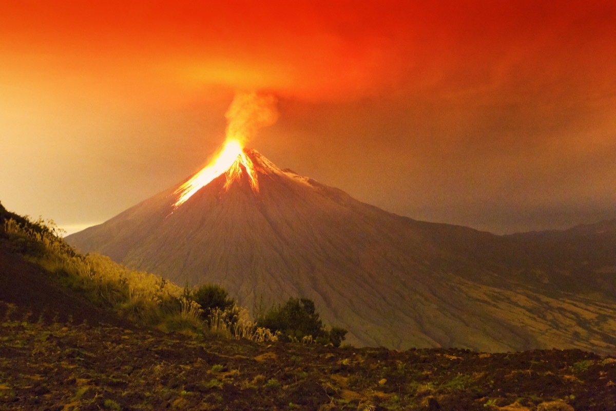 volcano errupting