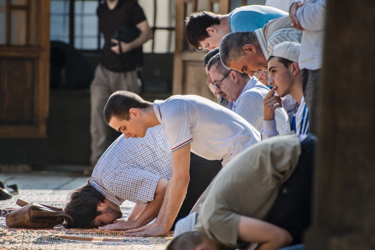 Muslims Praying For Ramadan