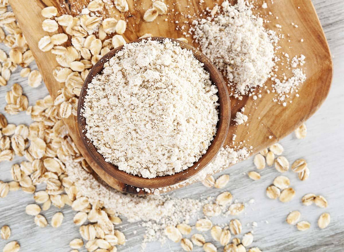 oat flour finished on a cutting board with oats