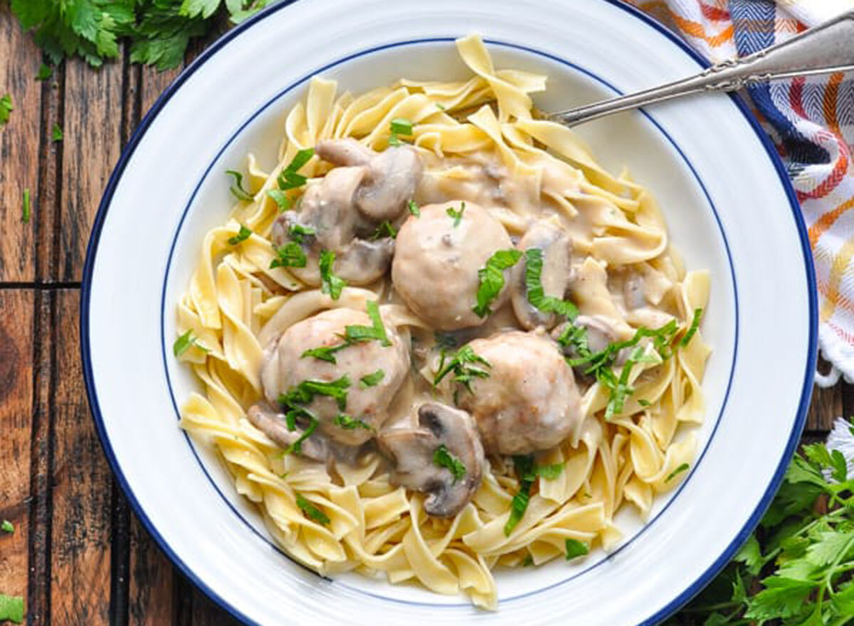 slow cooker meatball stroganoff