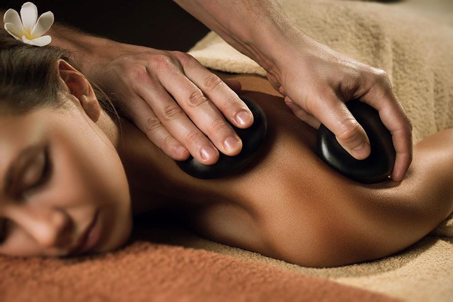 Hot Stone Massage | 9 Best Spa Treatments Every Women Should Try | Her Beauty