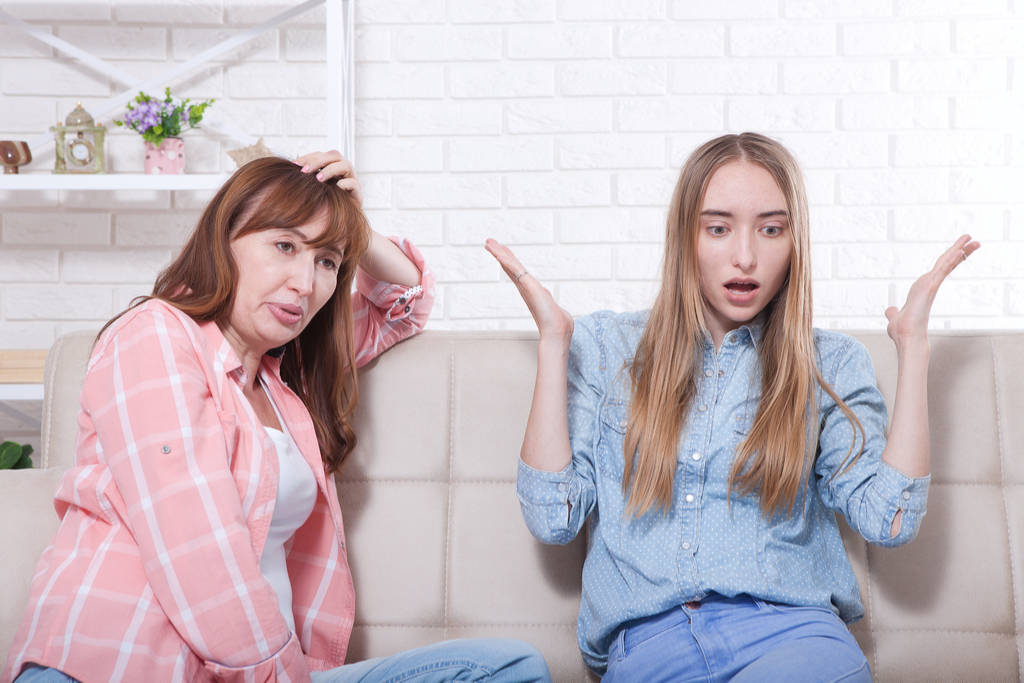 mom and daughter fighting