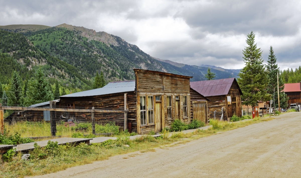 St. Elmo Colorado creepiest abandoned buildings