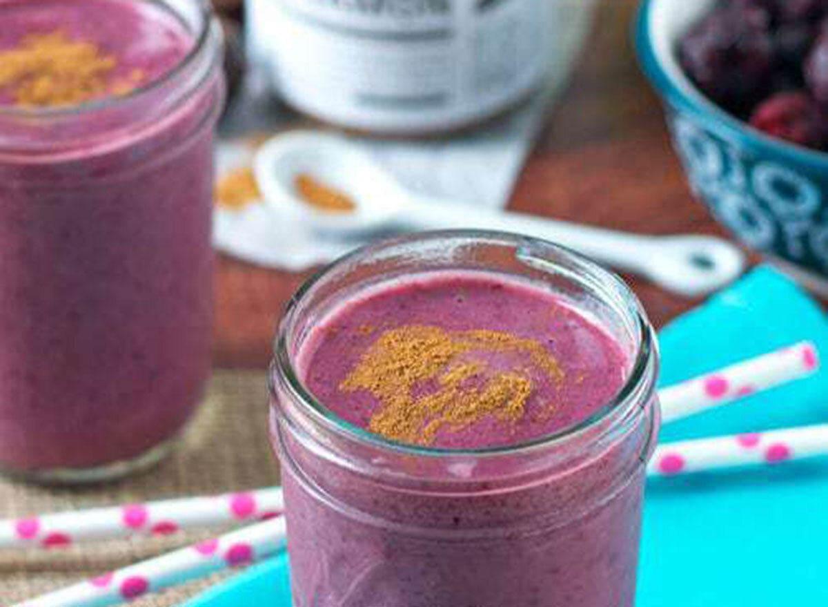 blackberry cinnamon smoothie