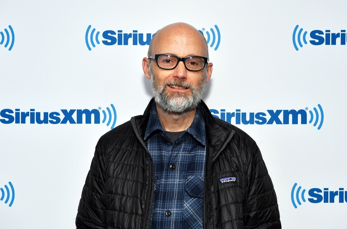 moby on red carpet for siriusxm event