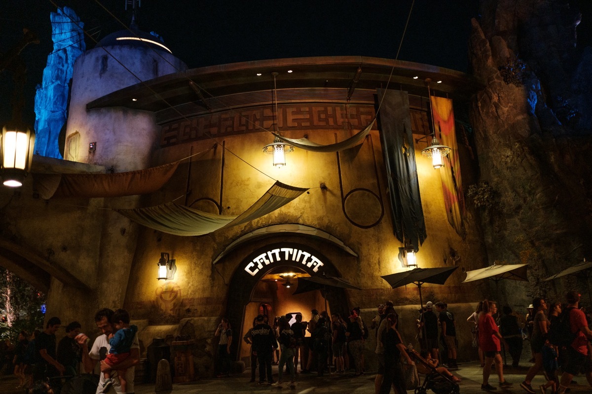 the entrance to oga's cantina in disney