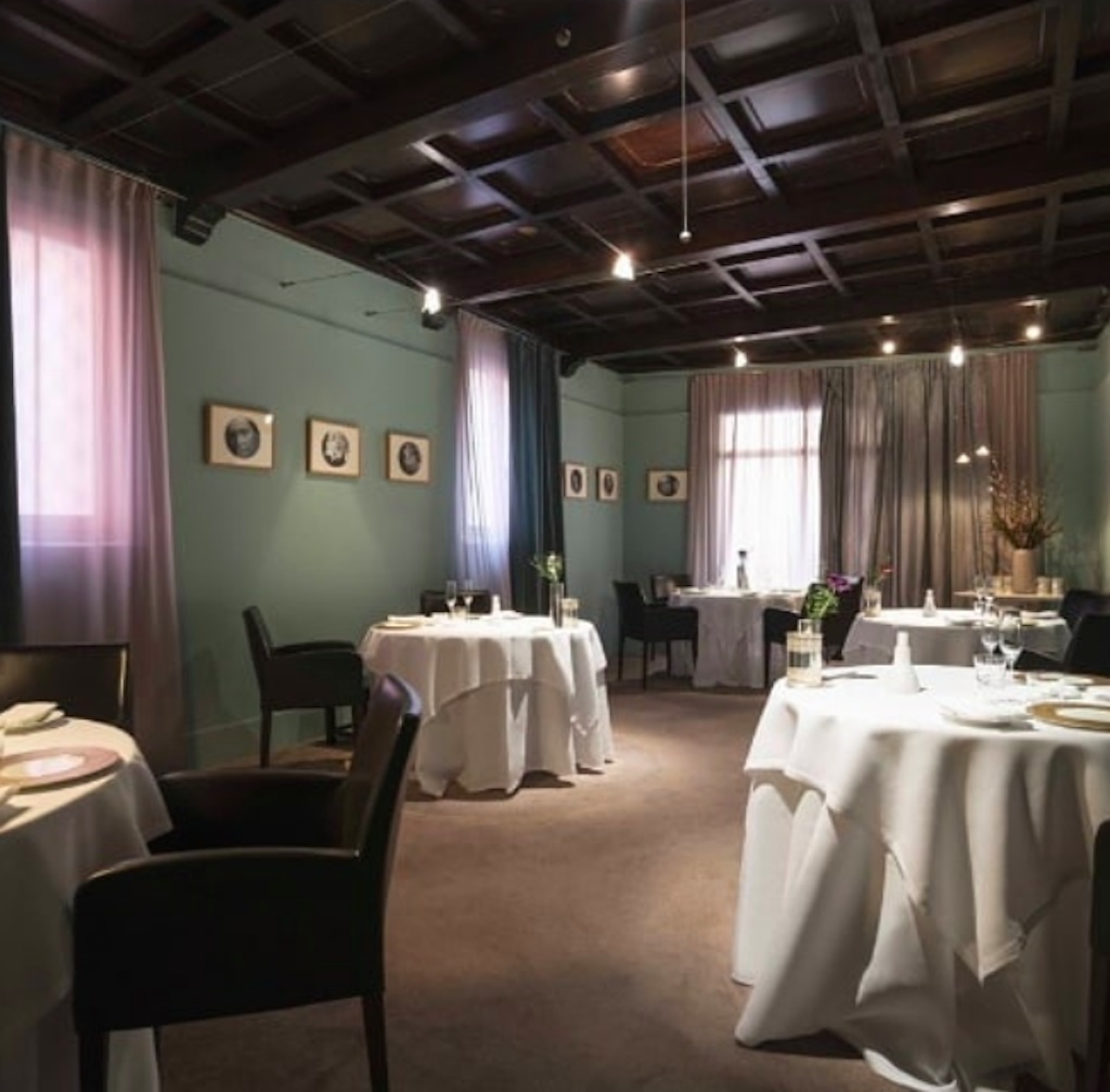 osteria francescana interior