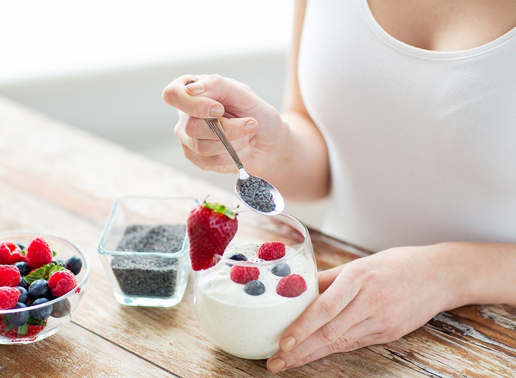 how to eat chia seeds - yogurt