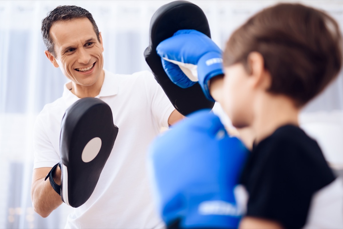 Father son sparing boxing