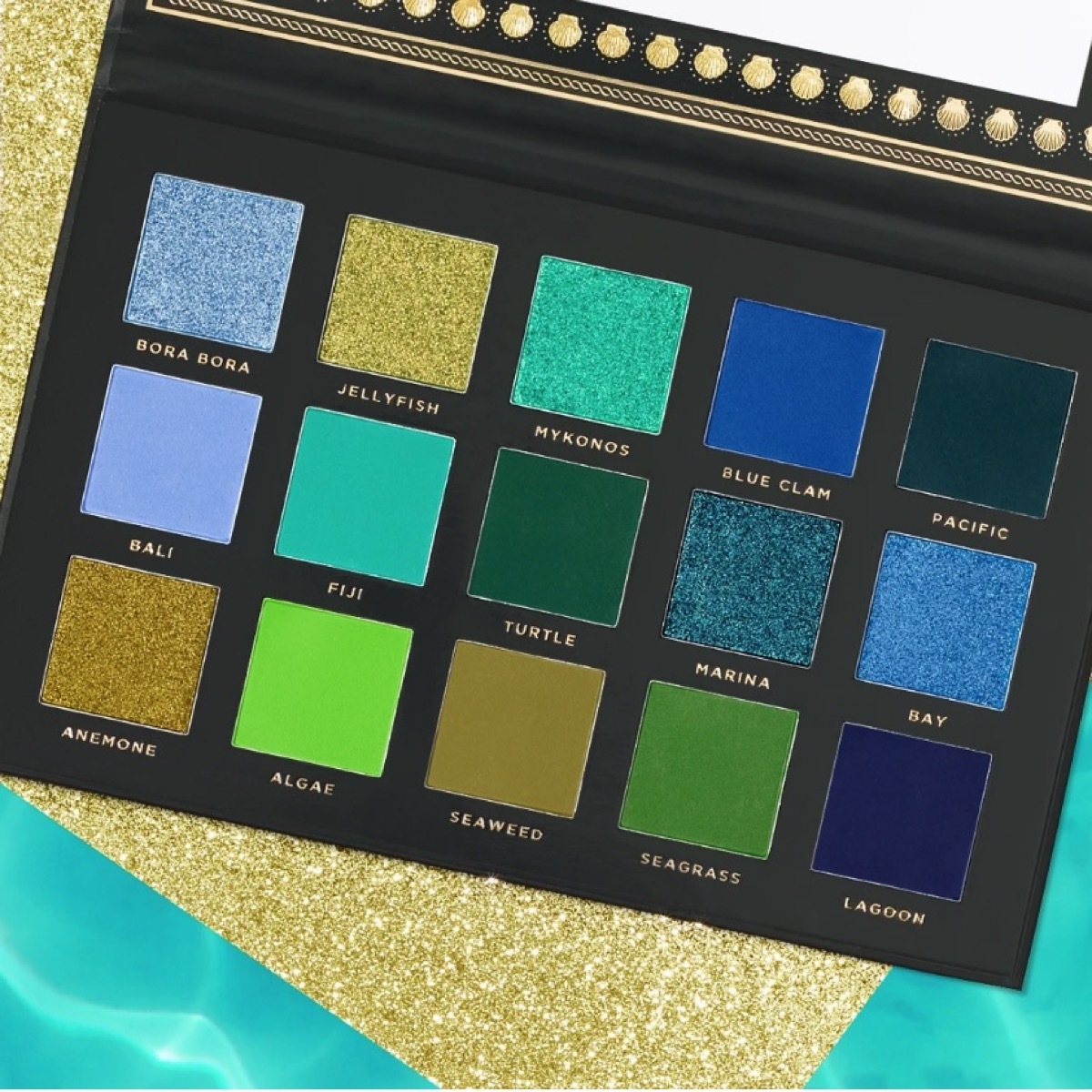 Ace Beauté blue eyeshadow palette