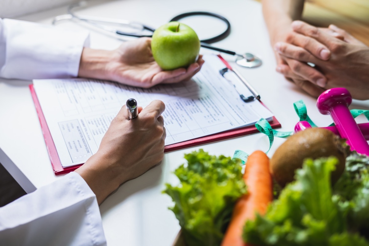 dietitian consulting with patient