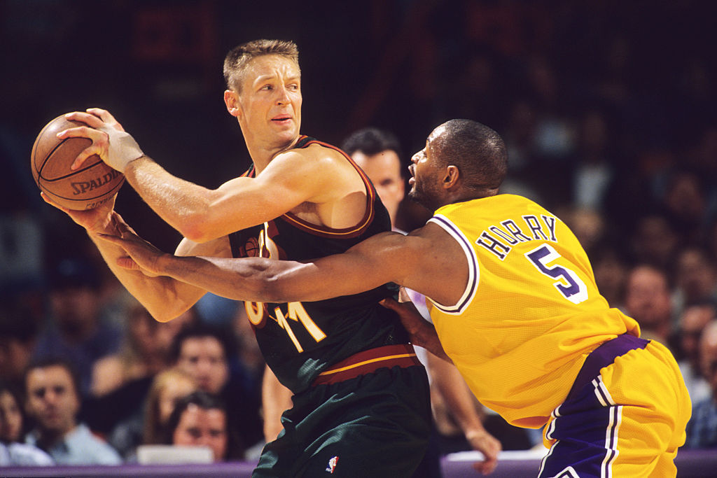 detlef schrempf retired nba career independent wealth management