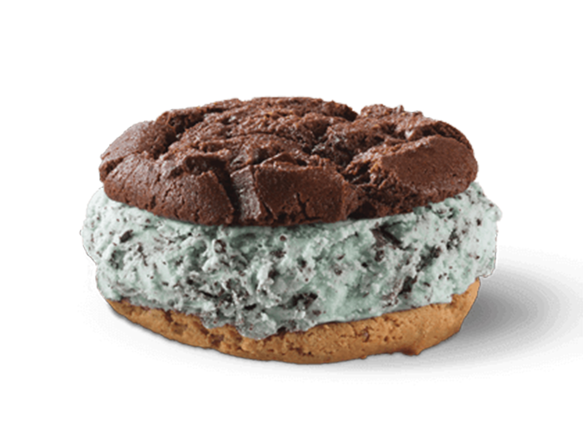 baskin robbins warm chocolate cookie sandwich one scoop