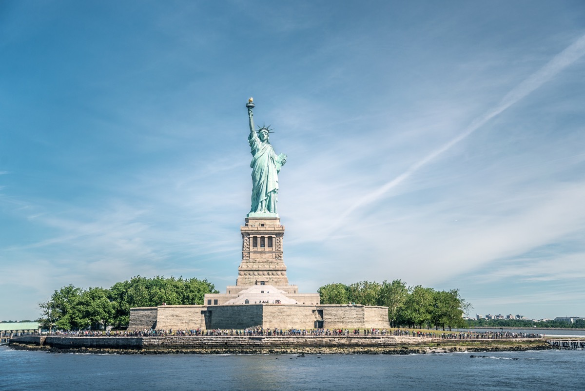 statue of liberty out on a clear day, american history questions