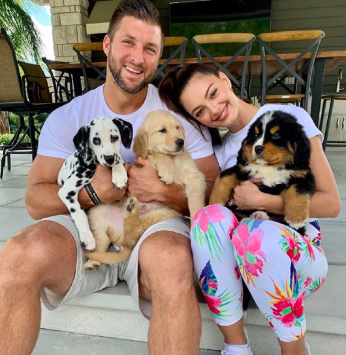 Tim Tebow's new puppies