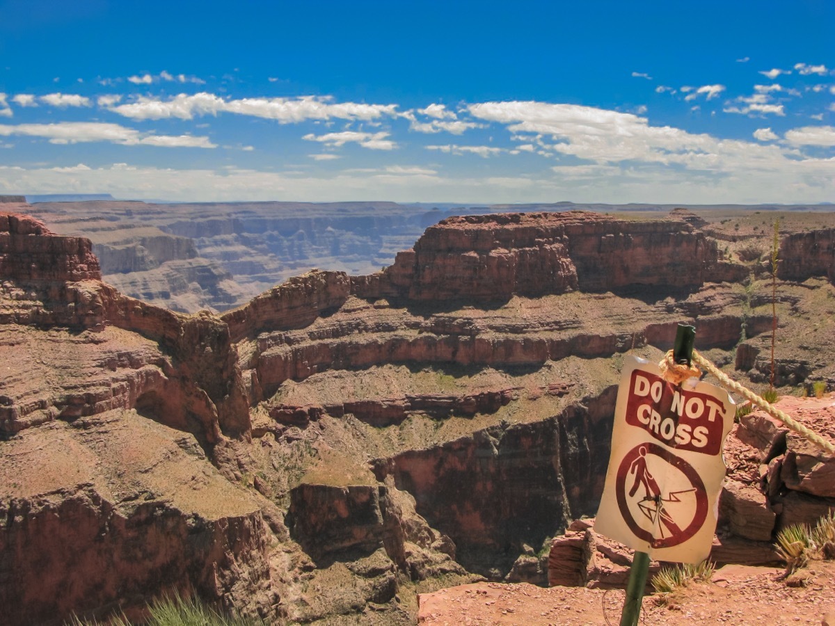 warning sign grand canyon