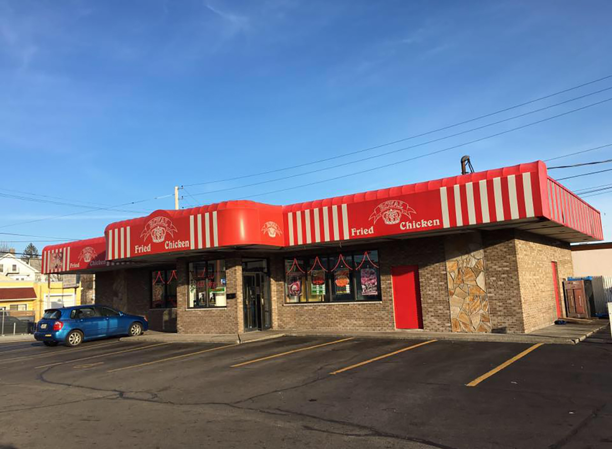 exterior of royal fried chicken