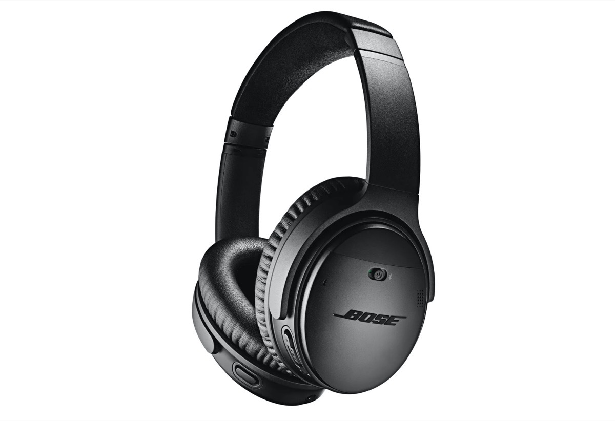 black bose headphones