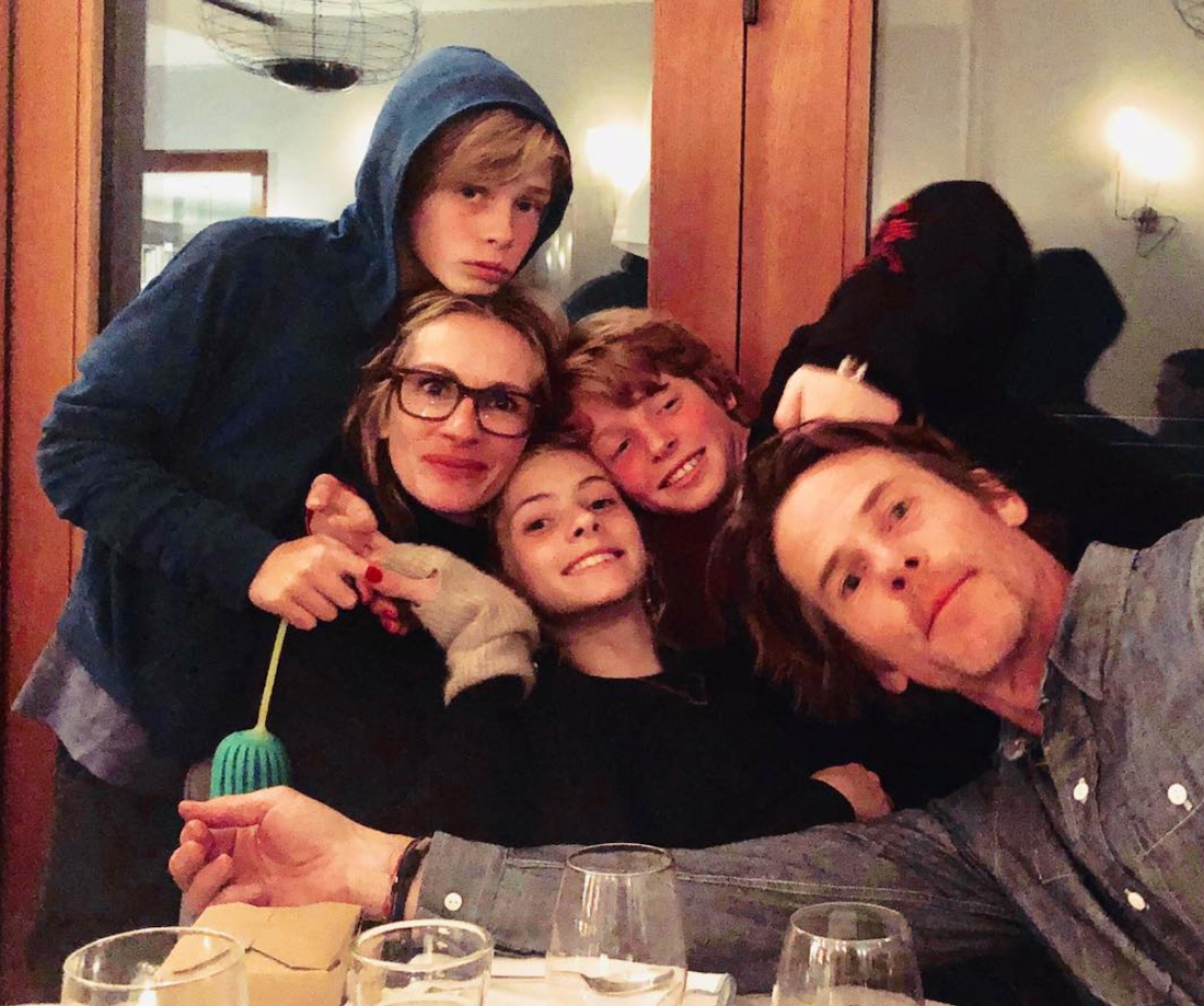 Julia Roberts, Danny Moder, and their three children