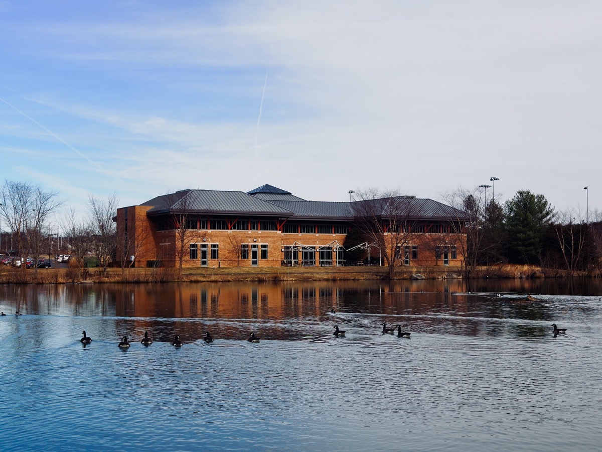 lake in ashburn virginia