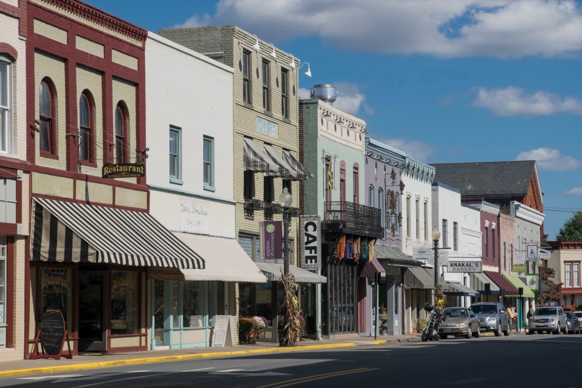 storefronts on main street Culpeper Virginia