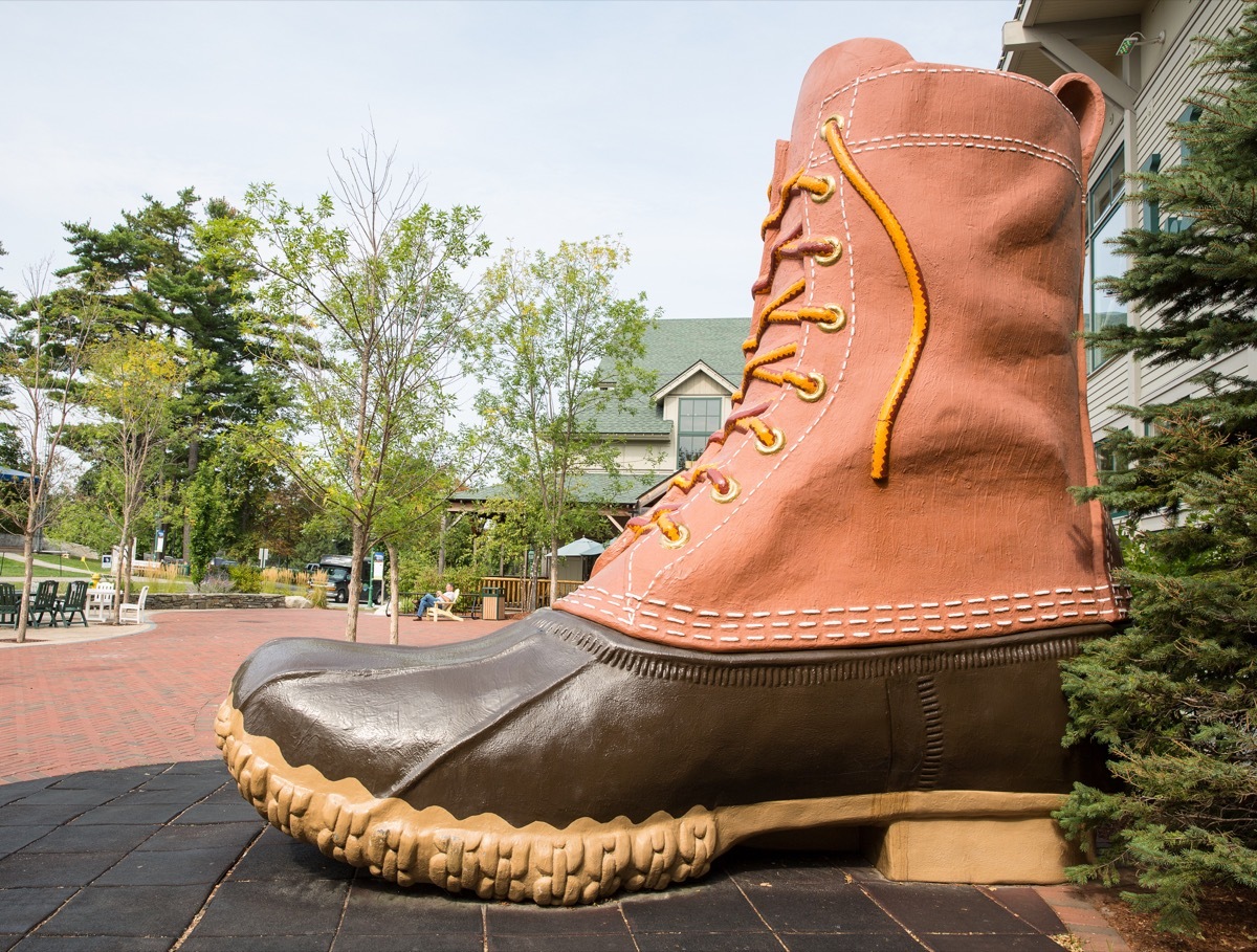 giant boot ll bean headquarters maine, iconic state photos